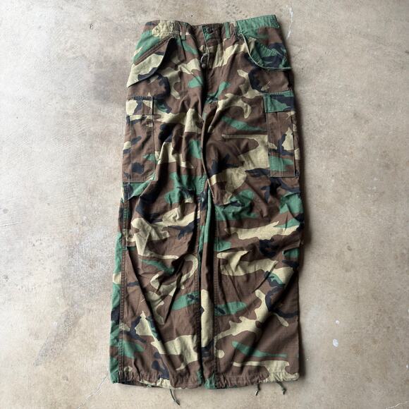 VINTAGE M-1951 CAMO PANTS US ARMY MILITARY CARGO WIDE LEG LOOSE 32X32 ADJUSTABLE - Picture 1 of 6